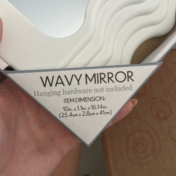 white swirly frame mirror - Picture 3 of 3